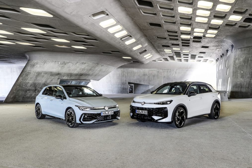 The new full-hybrid will be launched in the golf and t-roc Fuel-efficient: combination of two electric motors and a turbocharged engine consumes less petrol than a mild hybrid